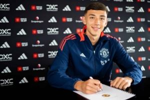 官方：曼联后卫索尼-阿尔乔弗里租借加盟英乙诺茨郡一个赛季