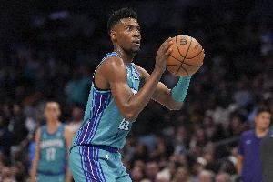 上赛季场均21分！米勒：腕伤已经恢复90-95% 期待揭幕战重返赛场