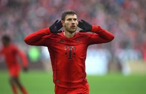 法尔克：格雷茨卡年薪1700万到1800万欧，获得新合同可能性较低