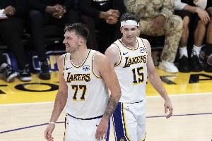 湖人博主：有趣的是 湖人是西部前9中唯一净胜分为负的球队